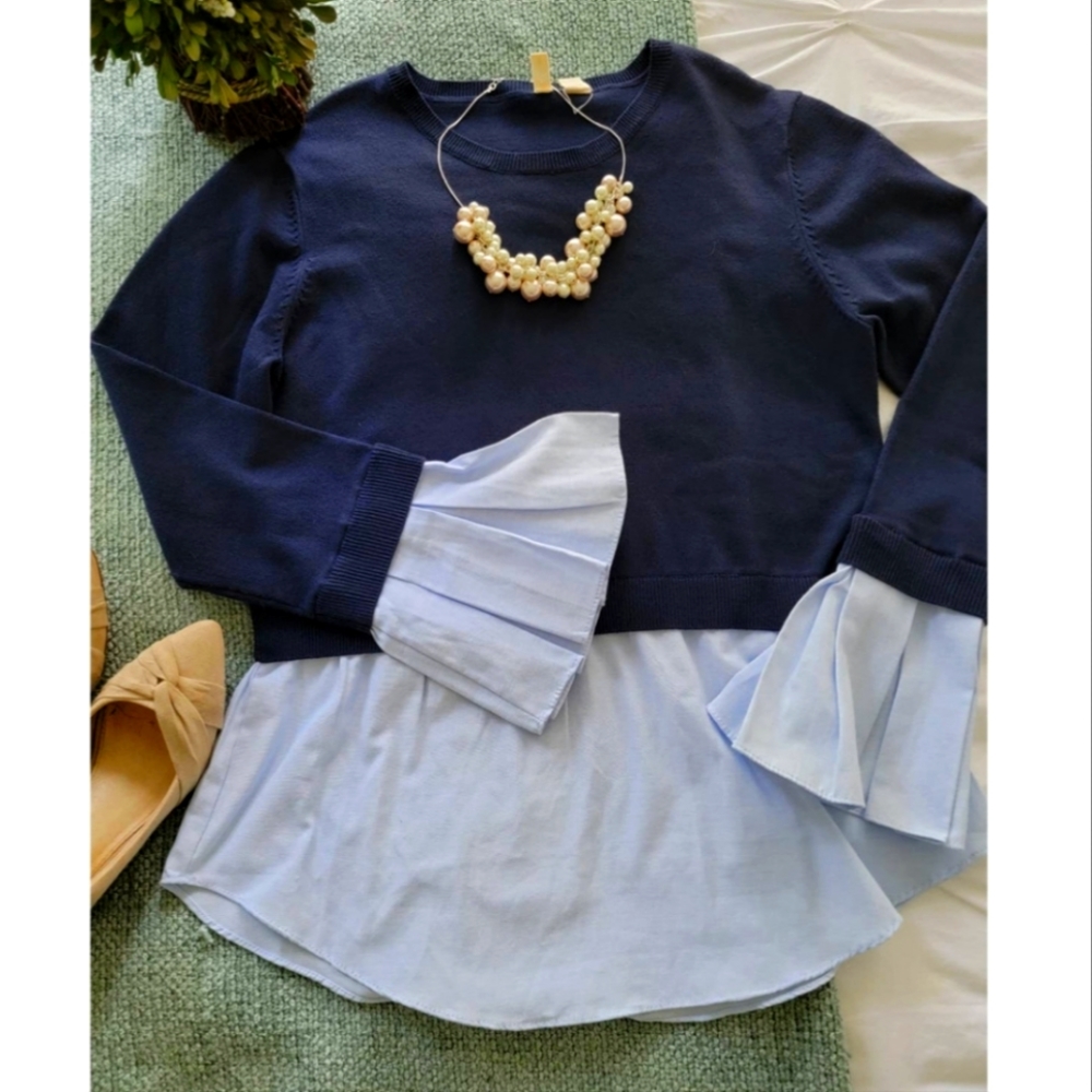🔹️Anthropologie 🔹️Moth🔹️ Navy Layered Sweater🔹️ Small🔹️